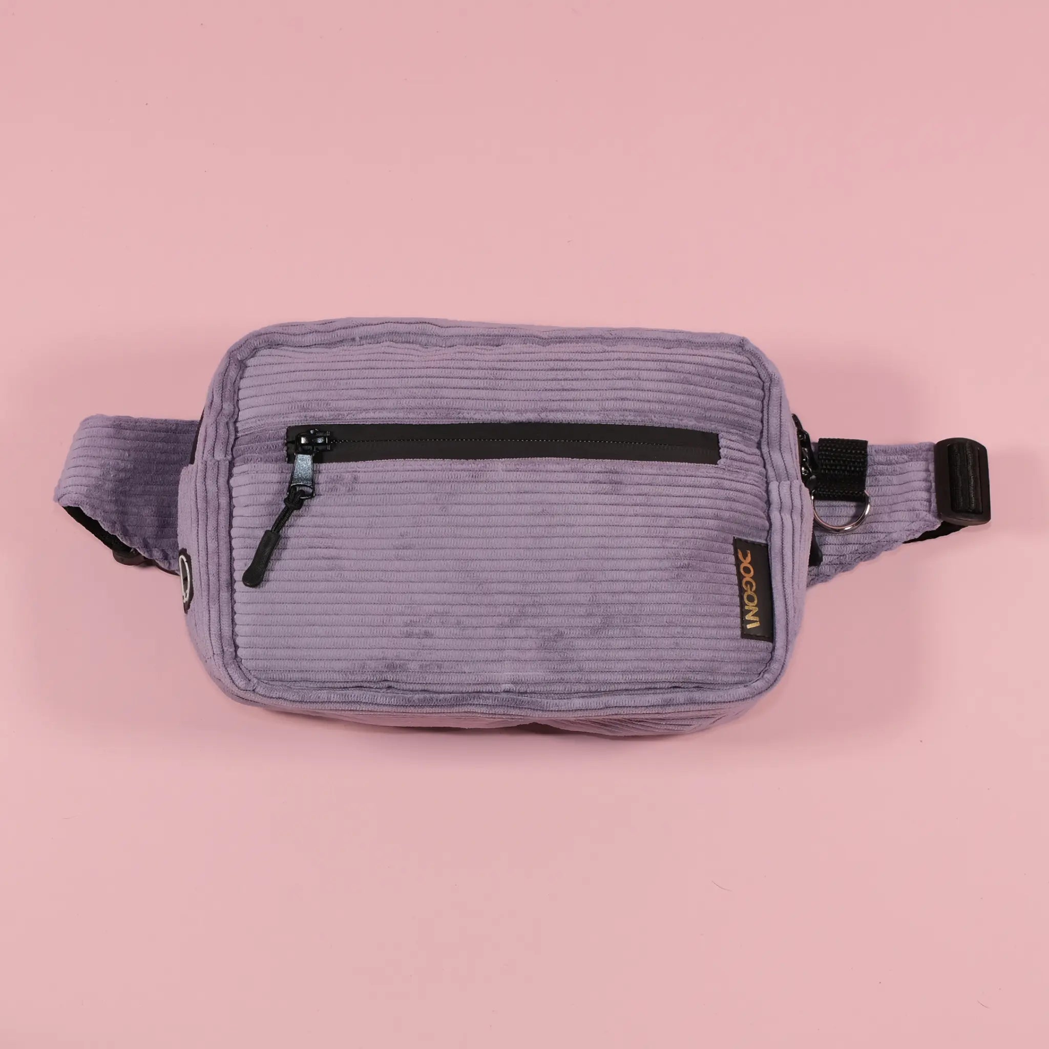 Bag/pouch on the belt